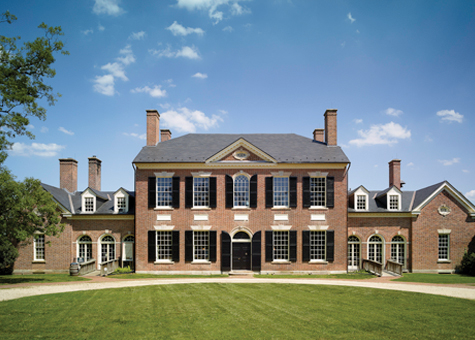 Historic Woodlawn Estate originally belonged to Mount Vernon. The land on which it  lies was gifted by George Washington to his nephew in 1799; the house was built on the site in 1806.